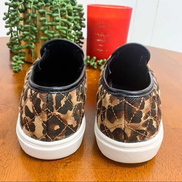 **SOLD** Time & Tru Quilted Leopard Slip-On’s - Picture 6 of 6